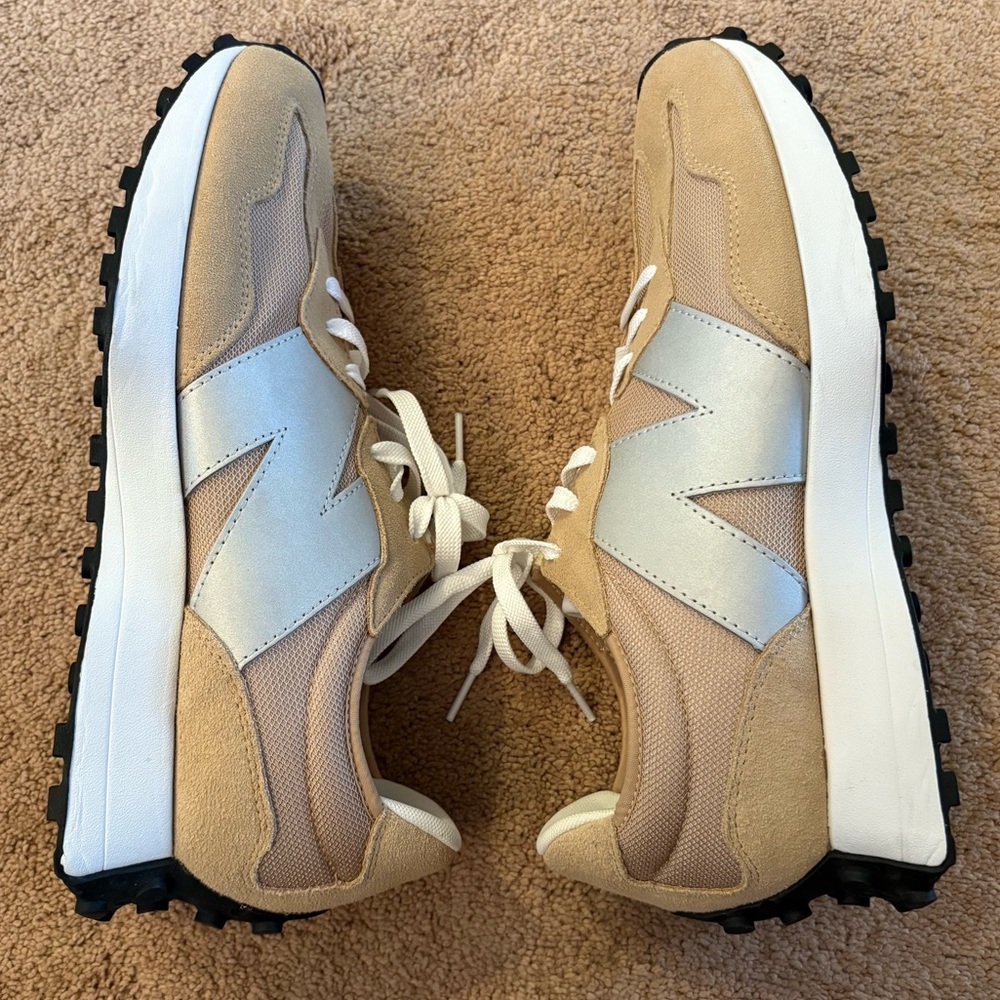 New Balance 327 Sneakers - Picture 5 of 11